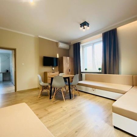 Gold Apartament Świdnik Exteriér fotografie